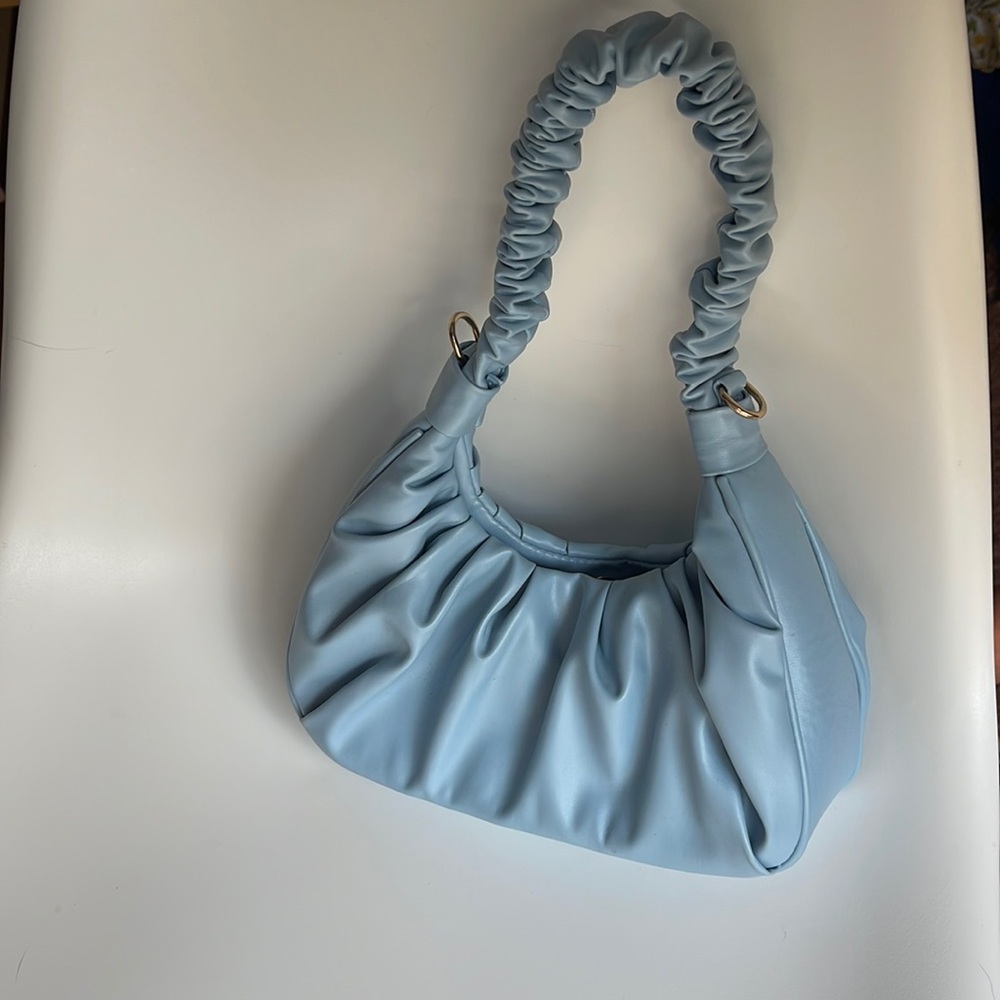 Small Ruched Shoulder Bag - Picture 2 of 3